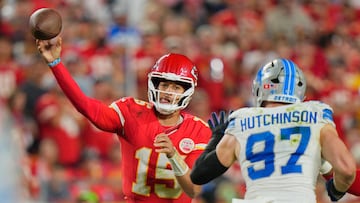 Patrick Mahomes threw for three touchdowns, and ran for another, as the Kansas City Chiefs improved to 3-3 with victory over the Lions.
