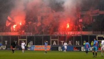 Catania-Palermo: el calcio para por un polic¨ªa muerto (2007)