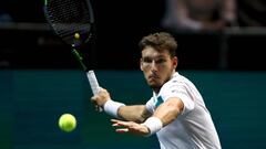 Pablo Carre&ntilde;o ejecuta una derecha en Rotterdam.