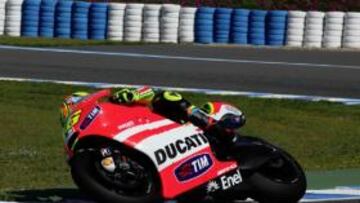 Valentino Rossi probó en Jerez la Ducati del 2012