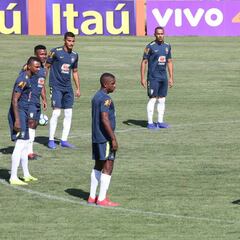Rodrygo lidera la primera formación de Brasil