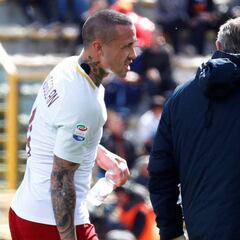 Nainggolan, convocado tras entrenarse con el grupo