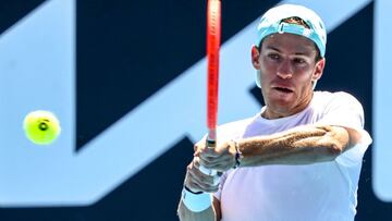 Schwartzman vence a Muller y avanza a tercera ronda