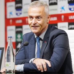 Fran Escribá: “No necesita transmitirme el objetivo, todos lo tenemos claro, es recuperar la categoría”