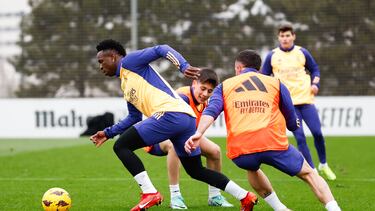 MADRID, SPAIN - JANUARY 02: Vinicius Junior player of Real Madrid is training with teammates Arda Guler and Dani Carvajal at Valdebebas training ground on January 02, 2024 in Madrid, Spain. (Photo by Helios de la Rubia/Real Madrid via Getty Images)