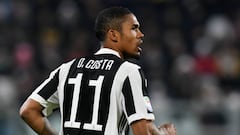 Douglas Costa le cuesta 10.000 euros por minuto a la Juventus