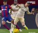 Empate con polémica: hay falta en el tercer gol del Barcelona