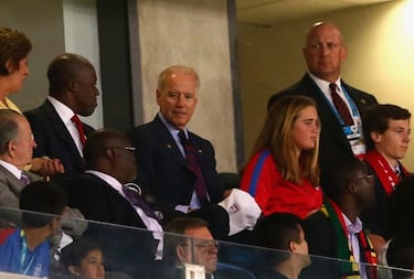 Biden defiende la igualdad salarial en el ftbol entre hombres y mujeres