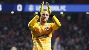 Oblak saluda a la afici&oacute;n tras derrotar al Liverpool. 
 