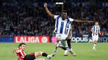 Hamari Traoré se lesionó el ligamento cruzado de su rodilla derecha la pasada temporada. EFE/Juan Herrero