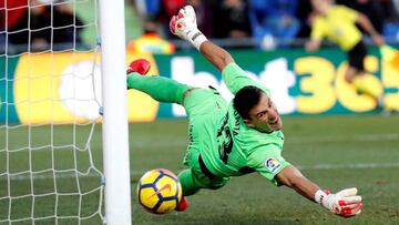 Parad&oacute;n de Guaita al valencia el pasado domingo.