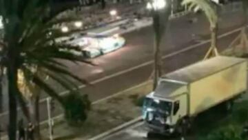 Ataque terrorista en Niza. Im&aacute;genes: Youtube