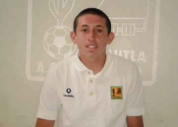 Conocido como "HH", Herrera jugó con los Arroceros de Cuautla y siempre recuerda esa etapa con mucho cariño por lo bien que lo trató la afición.