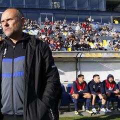 La clara opinión del DT de Everton sobre la crisis en el país