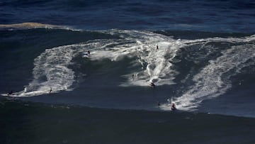 Las olas de Epsilon en Nazaré.