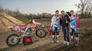 Márquez con Torres y Parra, su doble.