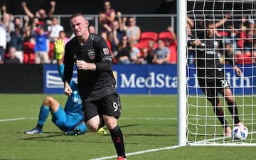 Oct 7, 2018; Washington, DC, USA; D.C. United forward Wayne Rooney