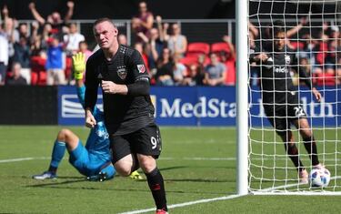 Rooney: "Messi is the best, he has a bit of everything"