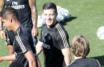 El Real Madrid se entrena antes del estreno en Vigo