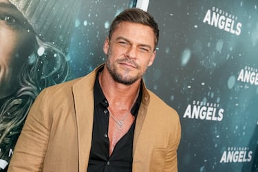 Alan Ritchson asombra con un lamentable aspecto en su nueva película, ‘Motor City’