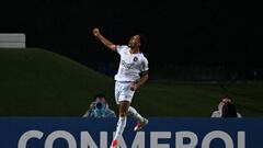 El campeón asalta Venezuela