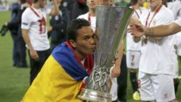 Carlos Bacca suma 15 goles en todas sus participaciones de la Europa League