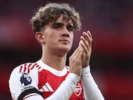 Arsenal teen breaks 21-year-old record with last-minute goal against Everton.