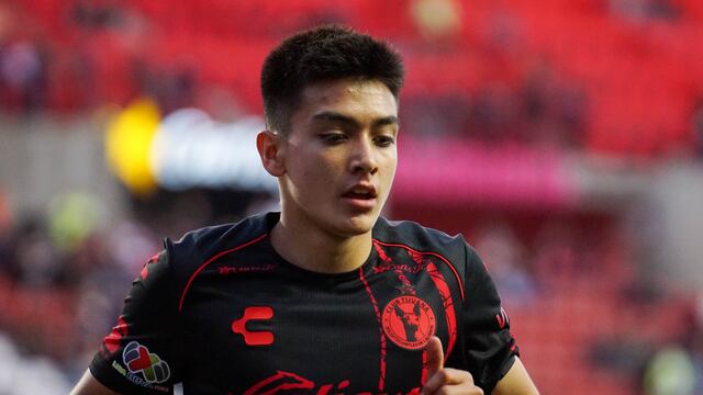 Gilberto Mora of Tijuana during the 15th round match between Tijuana and Atletico San Luis as part of the Liga BBVA MX, Torneo Clausura 2025 at Caliente Stadium, on April 10, 2025 in Tijuana, Baja California, Mexico.
