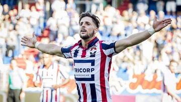 Fran Sol celebra un gol con el Willem II en una imagen de archivo.