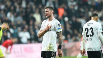 ISTANBUL, TURKEY - JANUARY 07: Wout Weghorst of Besiktas celebrates after scoring his team's second goal  during the Super Lig match between Besiktas and Kasimpasa SK at Vodafone Park on January 7, 2023 in Istanbul, Turkey. (Photo by Seskim Photo/MB Media/Getty Images)