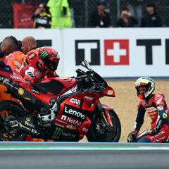 Un caótico Le Mans deja dos sancionados y un lesionado