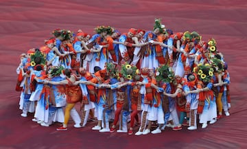 Así fue la ceremonia inaugural de la Copa Confederaciones en San Petersburgo.