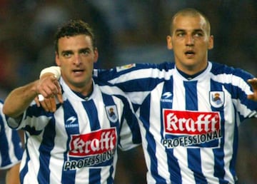 Kovacevic y De Pedro, exjugadores de la Real Sociedad, celebran un gol frente al Atlético de Madrid.