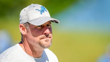 ALLEN PARK, MICHIGAN - JULY 29: Head coach Dan Campbell of the Detroit Lions looks on after the Detroit Lions Training Camp at the Lions Headquarters and Training Facility on July 29, 2022 in Allen Park, Michigan. (Photo by Nic Antaya/Getty Images)