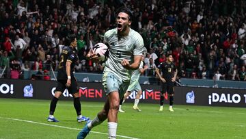 Raul Jimenez celebrates his goal 1-0 of Mexico during the Quarterfinals second leg match between Mexican National Team (Mexico) and Honduras as part of the Concacaf Nations League 2024-2025 at Nemesio Diez Stadium on November 19, 2024 in Toluca, Estado de Mexico, Mexico.
