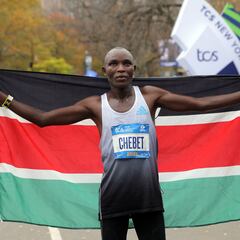 Chebet vence en Nueva York tras el colapso de Do Nascimento