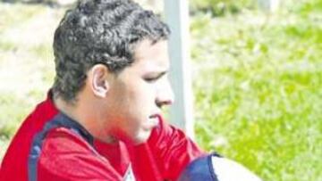 <b>DE ESTRENO. </b>Maxi ha estrenado esta semana unas botas con los colores de la selección argentina. El Mundial de Alemania está en su cabeza.