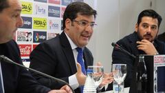 JESUS LEON PRESIDENTE DEL CORDOBA CF EN RUEDA DE PRENSA