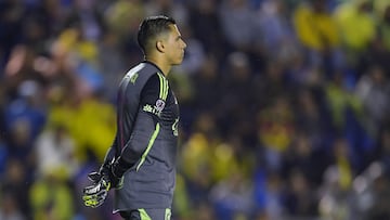 América se cubre ante la posible baja de Luis Malagón