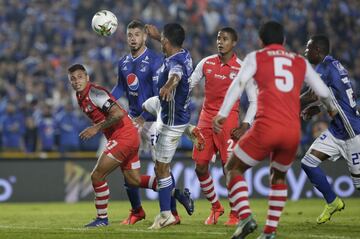 Millonarios e Independiente Santa Fe jugaron en el estadio El Campín por la décima jornada de la Liga Águila.