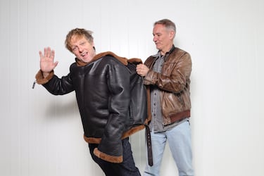 “El verano en que mi madre tuvo los ojos verdes’ llega al teatro en un montaje imperdible: ”Es como el libro pero distinto"