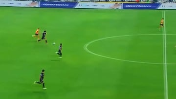 Matías Fernández inició esta veloz contra en gol de Necaxa