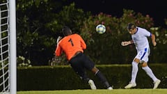 Carlos de los Cobos demerit&oacute; el hecho que la Selecci&oacute;n de El Salvador enfrente a Santa Luc&iacute;a en una cancha que ser&aacute; improvisada para la pr&aacute;ctica del f&uacute;tbol.