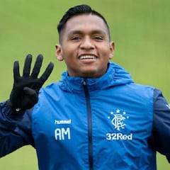 Alfredo Morelos alargó su contrato con Glasgow Rangers