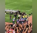 Klopp es muy grande: así fue su celebración con los hinchas