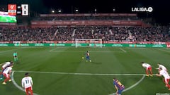 Una decisión que puede costar LaLiga: Lamine le quita el penalti a Raphinha para tirarlo así