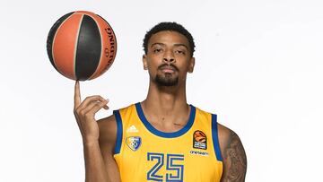 Jordan Mickey, p&iacute;vot del Khimki.