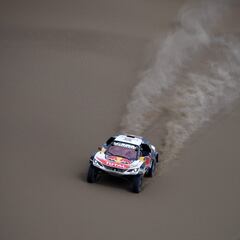 El accidente de Sebastien Loeb en el Rally de la Ruta de la Seda