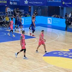 Capitanes suma una nueva victoria a costa de Libertadores