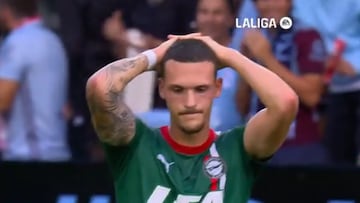 El autogol de un exmadridista desde más 40 metros que si no lo ven no se lo van a creer